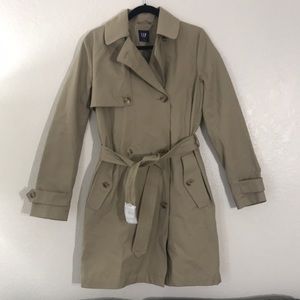 Gap trench coat 🧥